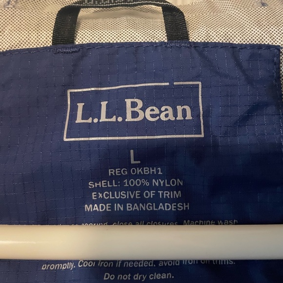 LL Bean Trail Model Jacket - Picture 10 of 10